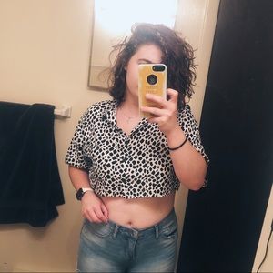 Black spotted button down crop top